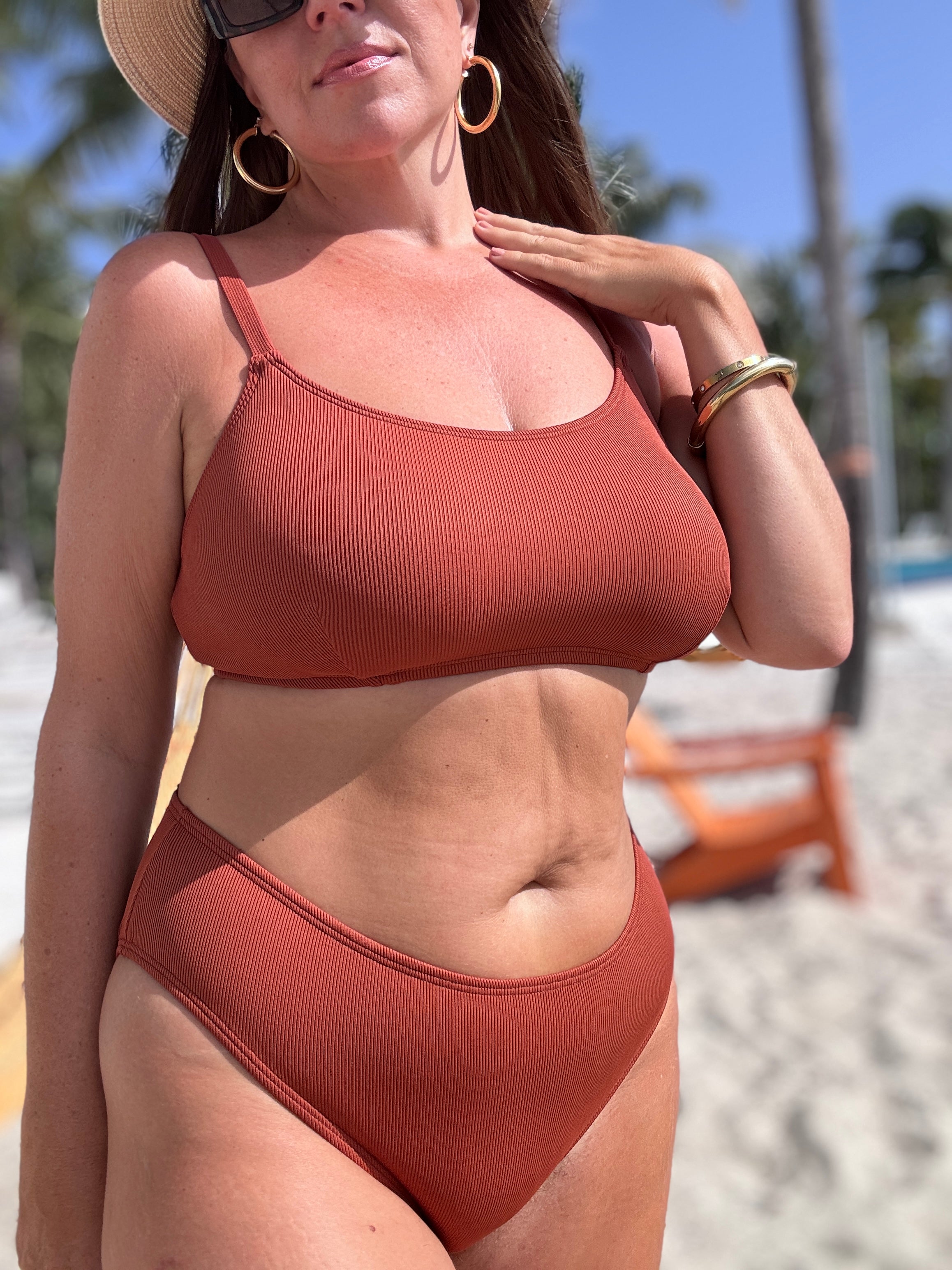 Cinnamon Spice Brown Rib French Cut Bottom