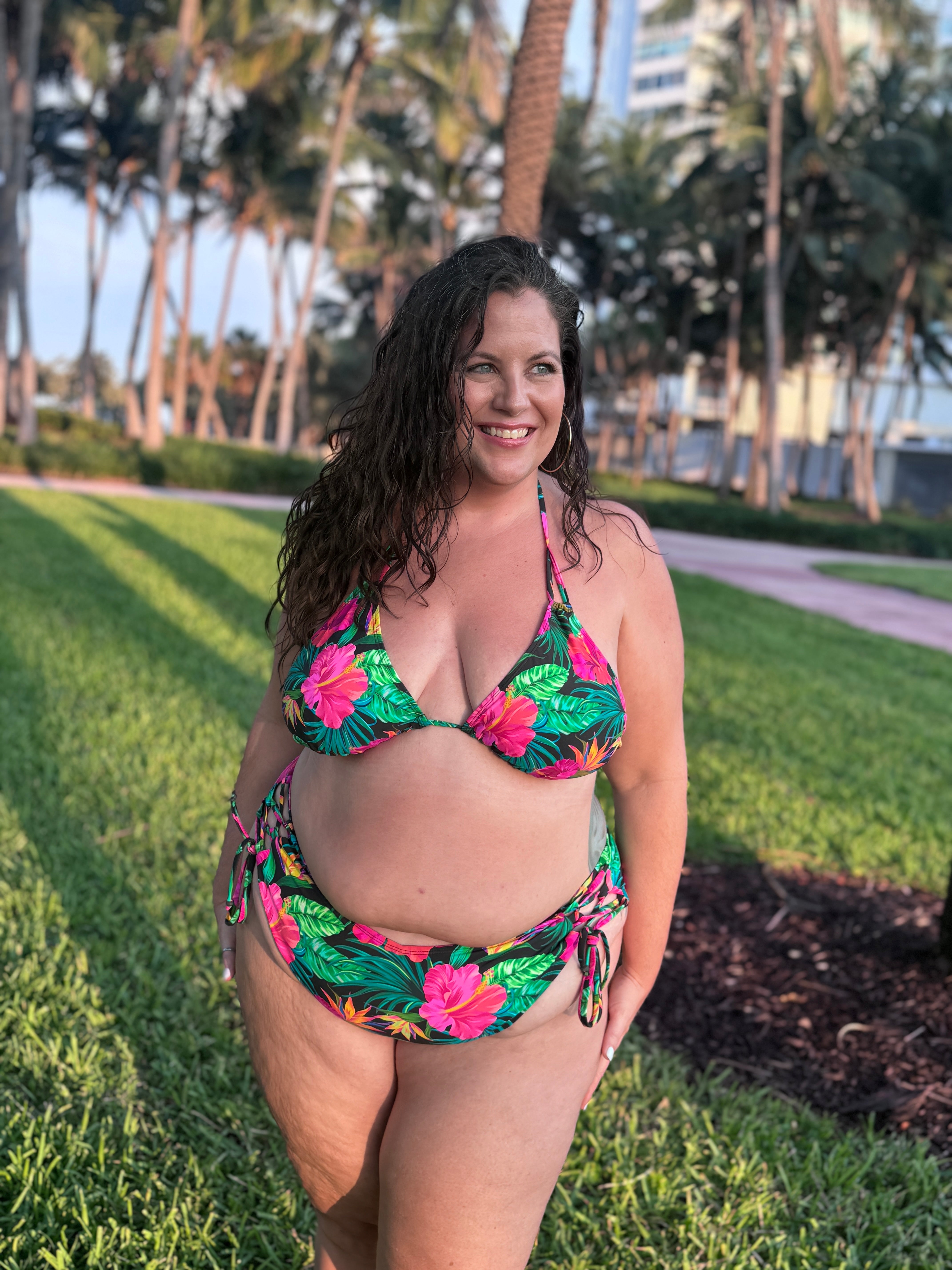 Black Hawaiian Triangle Top