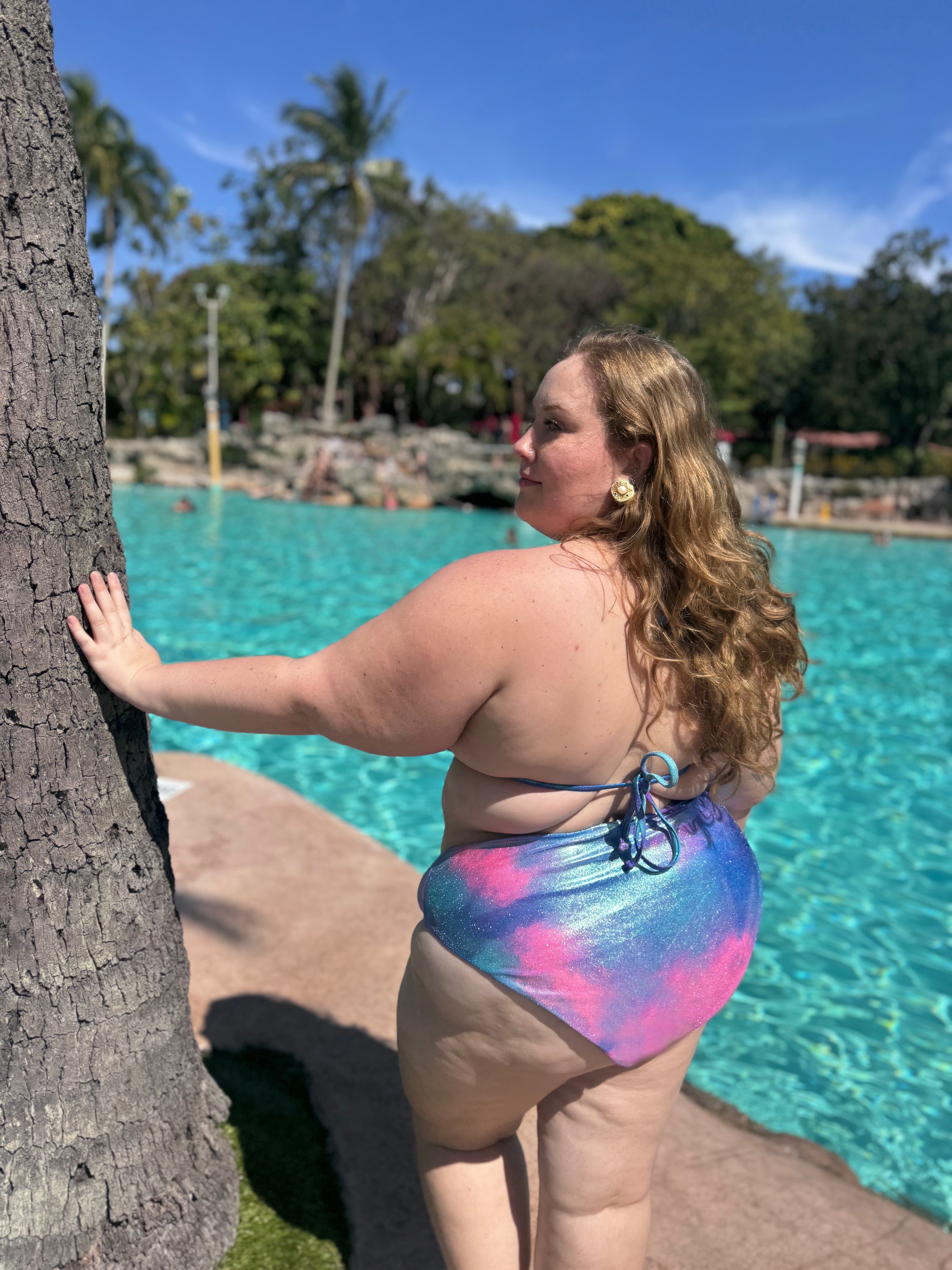 Ocean Ombre French Cut Bottom