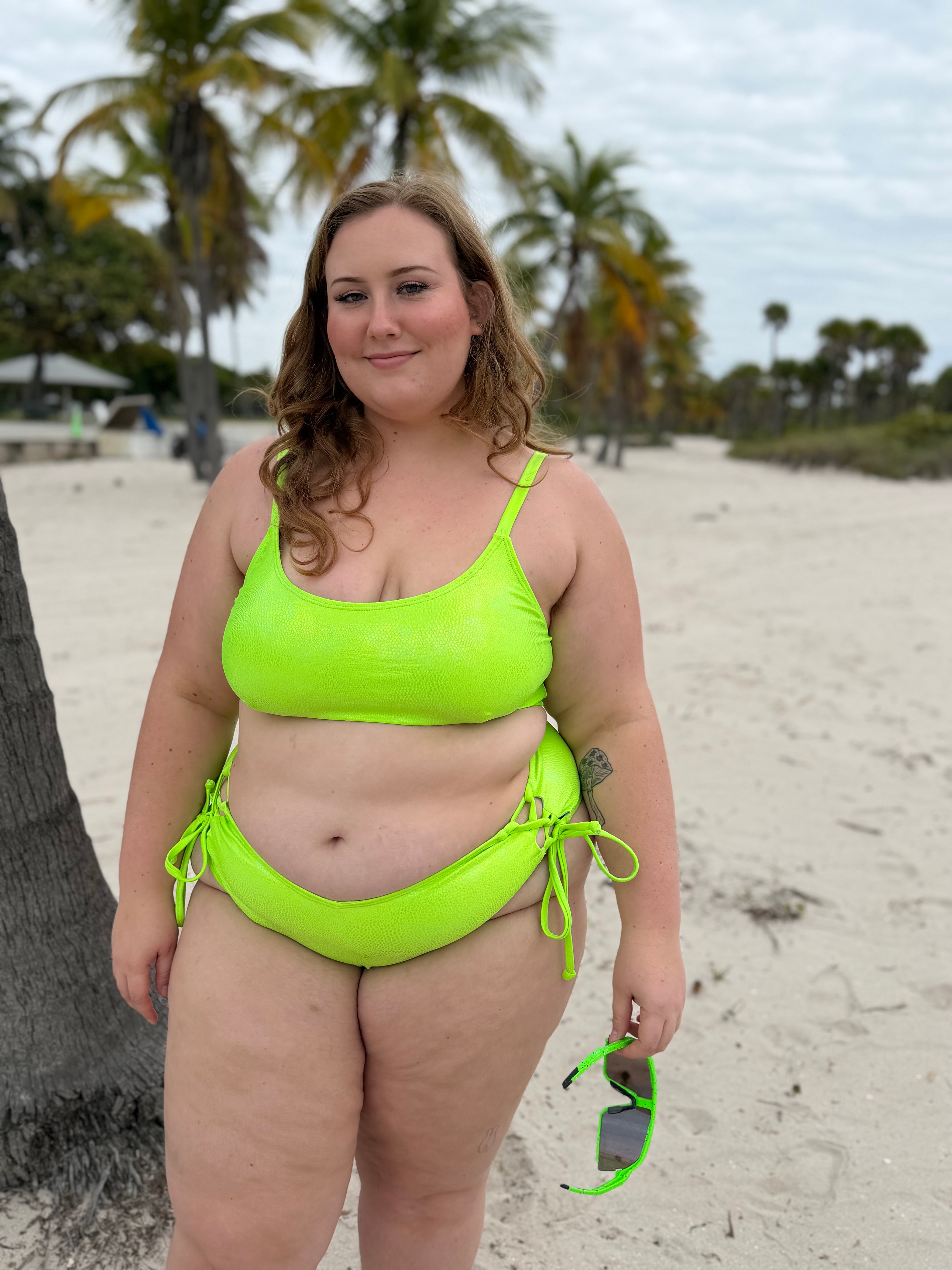 Electric Mojito Scoop Top